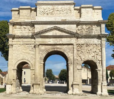 Auf den Spuren des UNESCO Weltkulturerbes im Süden Frankreichs